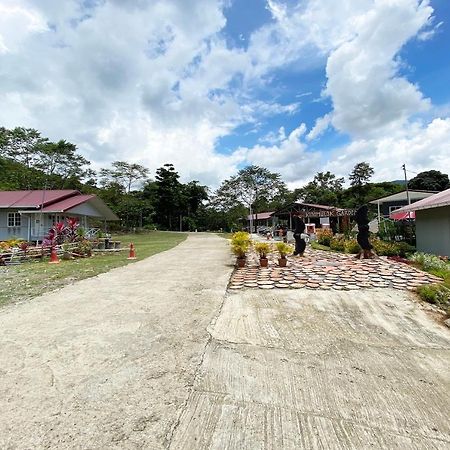 Spot On 90279 Kinomulok Garden Hotel Ranau Kültér fotó