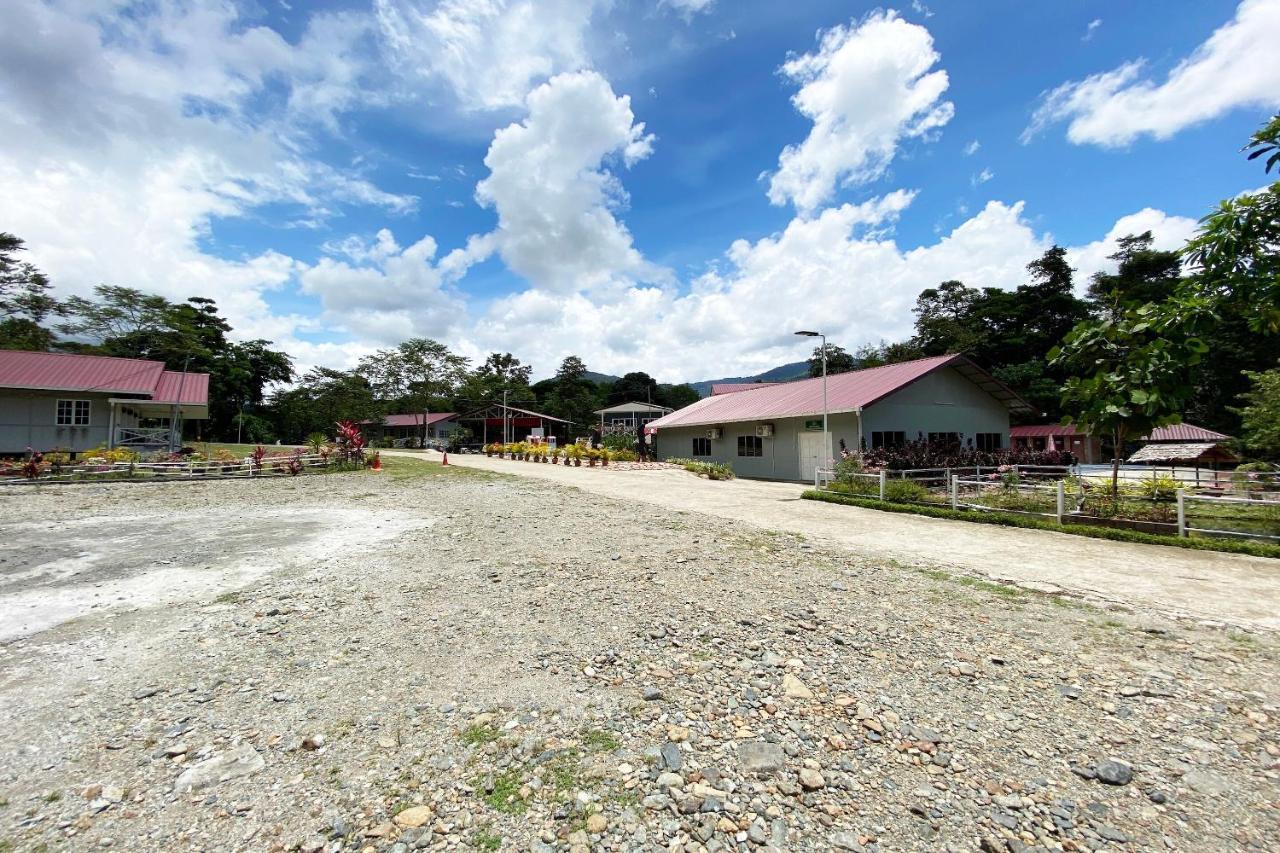 Spot On 90279 Kinomulok Garden Hotel Ranau Kültér fotó